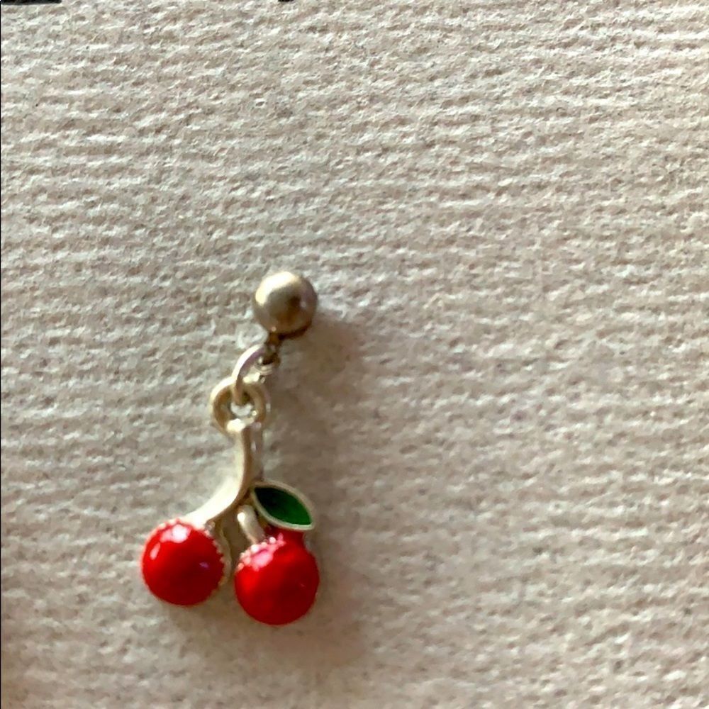 Cute cherry earrings 1” x .25” green red pierced